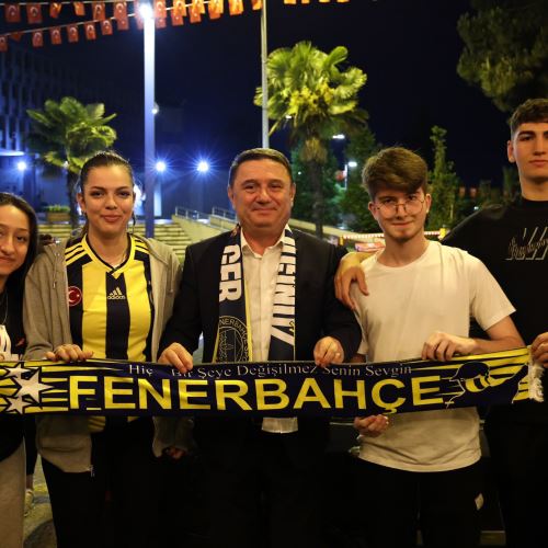 Fenerbahçe Beko’nun Tarihi EuroLeague Zaferi Belediye Sineması’nda Coşkuyla Kutlandı