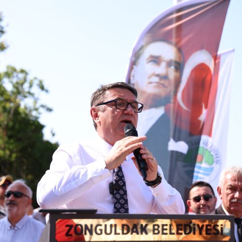 Orta Kapuz ve Tersane Plajları Yenilenen Yüzüyle Hizmete Açıldı