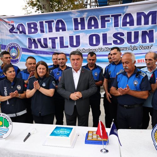 Başkanımız Sn.Tahsin ERDEM Kapuz Plajında Zabıta Teşkilatının Kuruluş Yıldönümünü Kutladı
