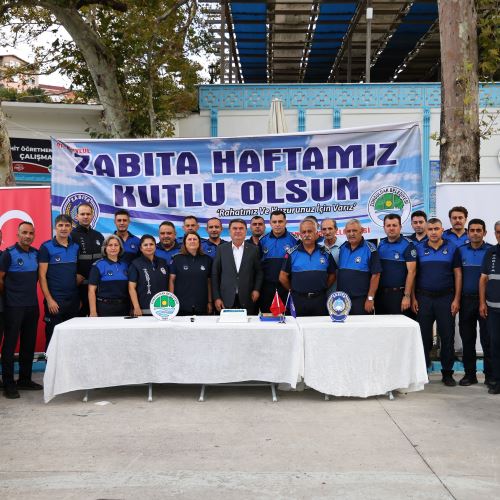 Başkanımız Sn.Tahsin ERDEM Kapuz Plajında Zabıta Teşkilatının Kuruluş Yıldönümünü Kutladı