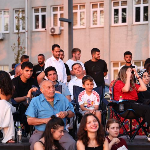 Millî Maç Coşkusunu Hemşehrilerimizle Birlikte Yaşadık!