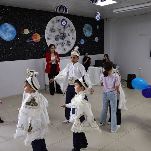 Engelsiz Yaşam Merkezi’nde Geleneksel Sünnet Şöleni Coşkusu