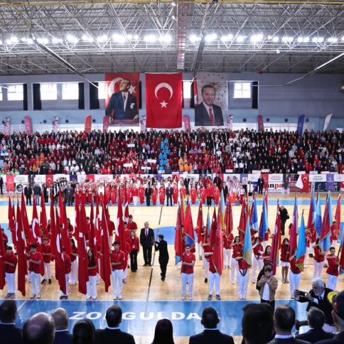 Zonguldak’ta Cumhuriyet’in 102. Yılı Büyük Bir Coşkuyla Kutlandı