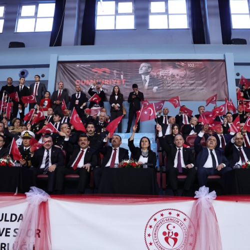 Zonguldak’ta Cumhuriyet’in 102. Yılı Büyük Bir Coşkuyla Kutlandı