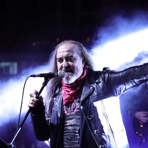 Cumhuriyet’in İlk Vilayetinde Coşkulu Yürüyüş ve Unutulmaz Konser