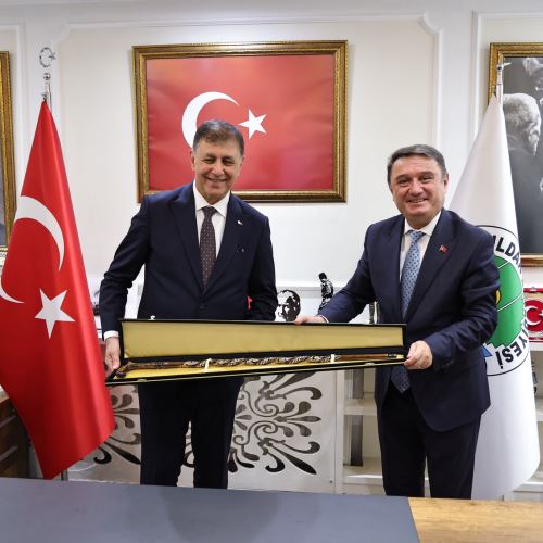 İzmir Büyükşehir Belediye Başkanı Dr. Cemil Tugay’dan Belediyemize Ziyaret