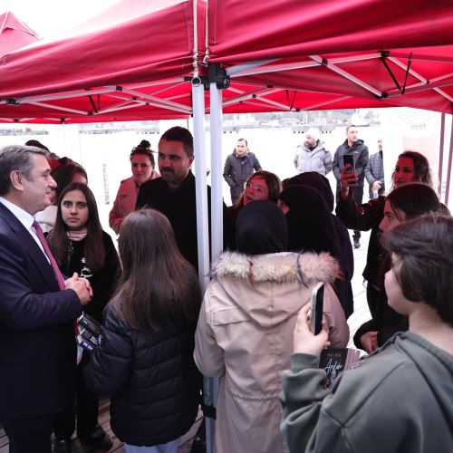 Yazar Işıl Işık Zonguldak’ta Okurlarıyla Buluştu