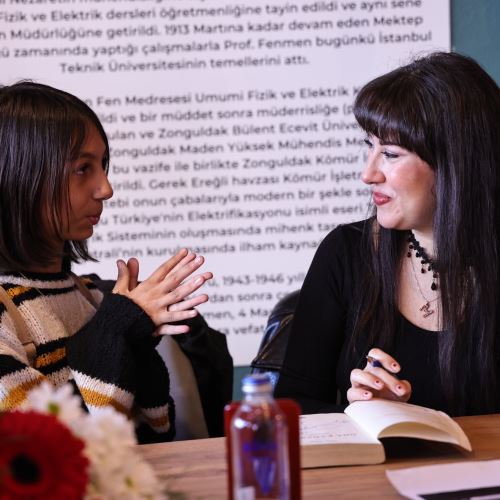 Yazar Işıl Işık Zonguldak’ta Okurlarıyla Buluştu