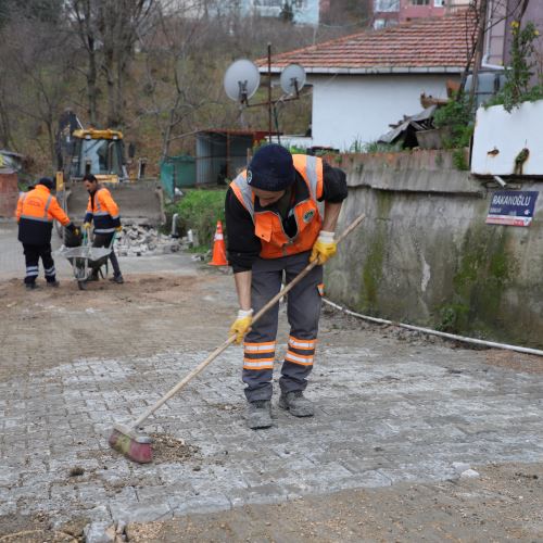 Fen İşleri Müdürlüğümüz Kent Genelinde Çalışmalarını Sürdürüyor