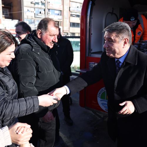 Başkanımız Sn.Tahsin Erdem’den Ramazan Ayında Hurma İkramı