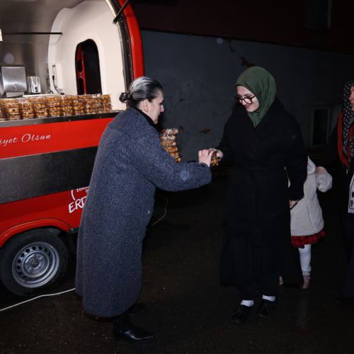 Ramazan’da Gönülleri Buluşturan Lokma İkramı