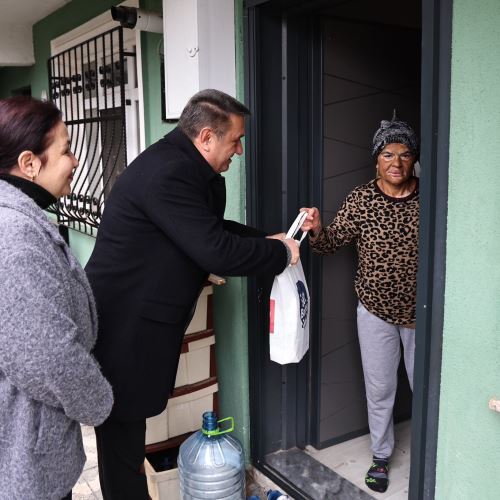 Süt Bebesi Projesi ile Minik Yüreklere Destek