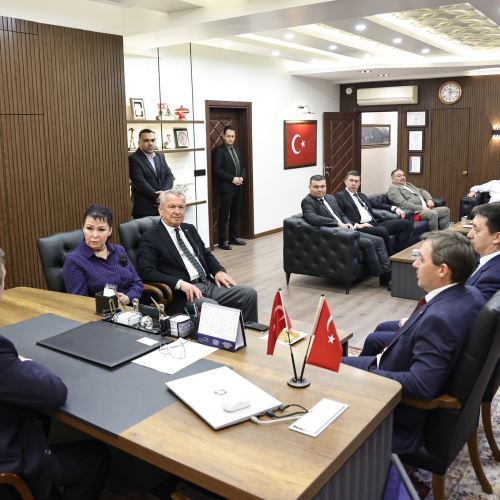 Tataristan Agryz Heyetinden Belediyemize Ziyaret