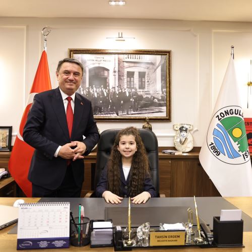 TOKİ Yenimahalle İlkokulu Öğrencisi Mercan Su Uzun Temsili Belediye Başkanı Oldu