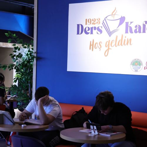 1923 Ders Kafe Hizmete Açıldı