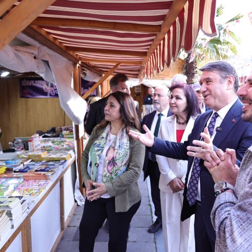 Zonguldak Belediyesi Kitap Fuarı Kapılarını Açtı