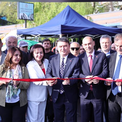 Zonguldak Belediyesi Kitap Fuarı Kapılarını Açtı