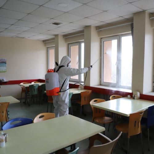 Koronavirüs (Covid-19) mücadelesi kapsamında, yürütmüş olduğumuz dezenfekte çalışmalarımıza; Kadın Doğum ve Çocuk Hastalıkları Hastanesi ve Uzunmehmet Göğüs ve Meslek Hastalıkları Hastanesi’nde devam ettik.