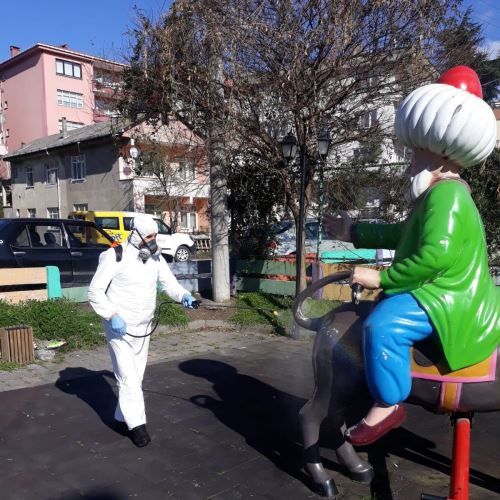 Çocuk Parklarımızı dezenfekte çalışmalarımız sürüyor