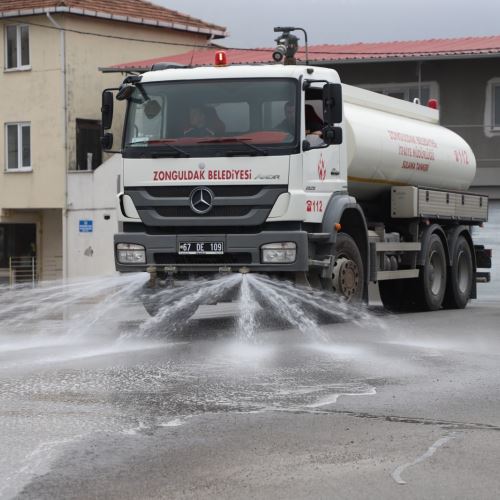 Cadde ve Sokaklarımızda Dezenfekte Çalışmalarımızı Sürdürüyoruz