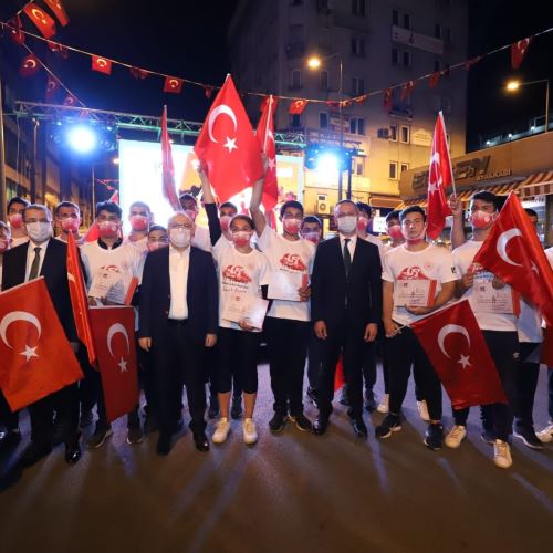 15 Temmuz Demokrasi ve Milli Birlik Günü'nde Alanlardaydık