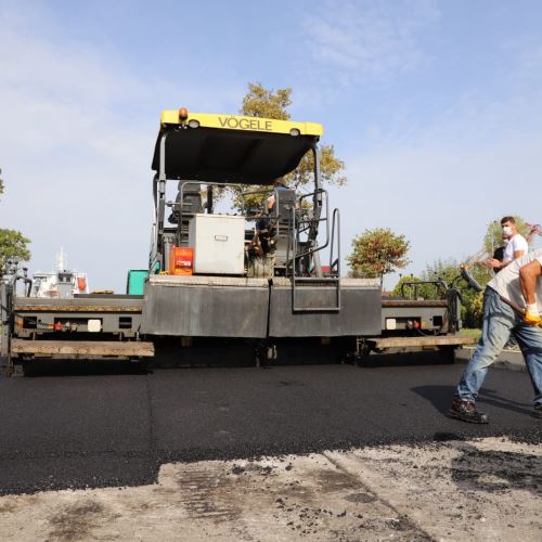 Sıcak Asfalt Kaplamasına Milli Egemenlik Caddesi'nde Başladık