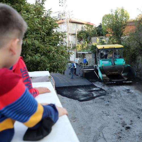 Asfalt Çalışmalarımıza Karadeniz Caddesi'nde Devam Ediyoruz