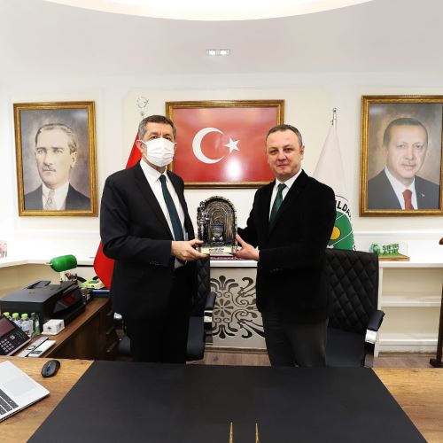 Milli Eğitim Bakanımız Sn.Ziya Selçuk'tan Belediyemize Ziyaret
