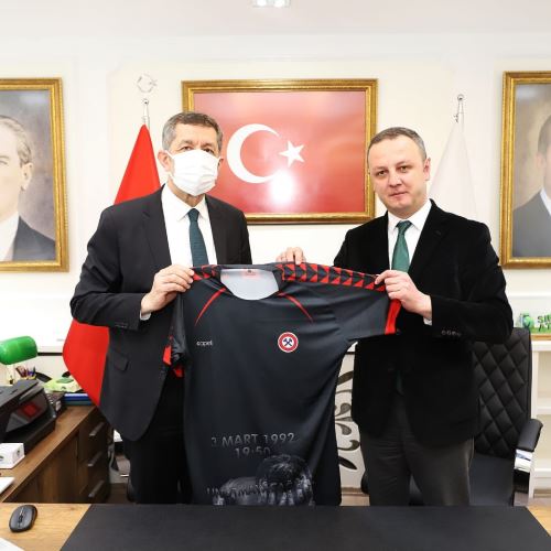 Milli Eğitim Bakanımız Sn.Ziya Selçuk'tan Belediyemize Ziyaret
