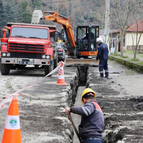 Mahallelerimizde Altyapı ve Üstyapı Çalışmalarımız Sürüyor