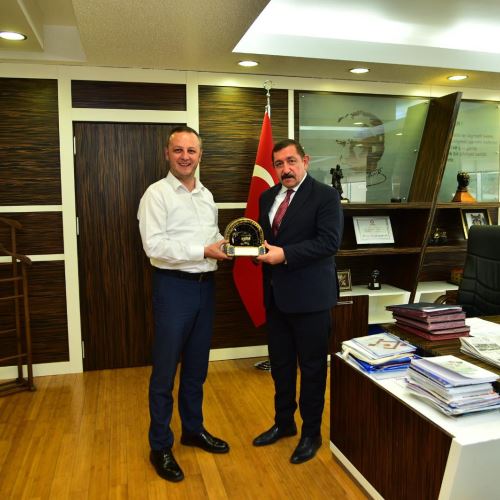 Başkanımız Dr.Ömer Selim ALAN'dan Kastamonu Belediye Başkanı Sn. R.Galip Vidinlioğlu'na Ziyaret