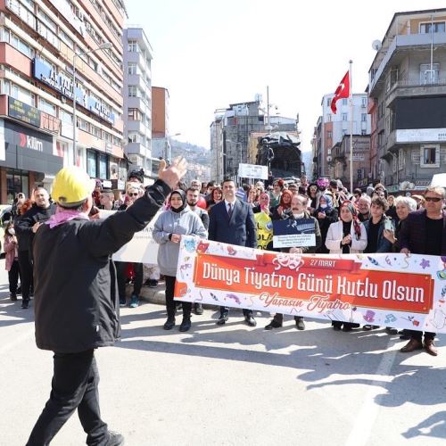 Amatör Tiyatrolar Şenliğimiz Başladı