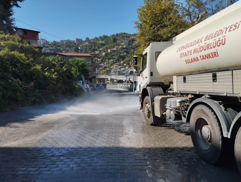 İTFAİYE MÜDÜRLÜĞÜMÜZE BAĞLI EKİPLERİMİZ ÇALIŞMALARINI SÜRDÜRÜYOR