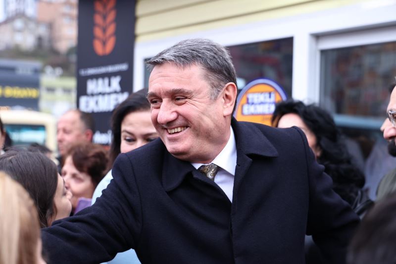 İlk Halk Ekmek Büfesini Hizmete Açtık