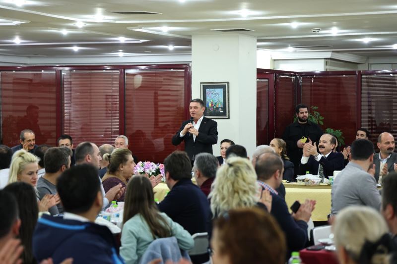 Başkanımız Sn.Tahsin Erdem, Belediye Personeliyle İftar Yemeğinde Buluştu