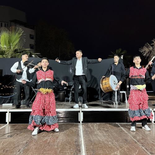 8 Nisan Dünya Romanlar Günü Coşkusuyla Kordonboyu'nda Renkli Anlar Yaşandı