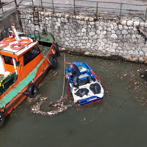 Zonguldak Limanı’nda Çevre Temizliği Çalışmaları Aralıksız Devam Ediyor
