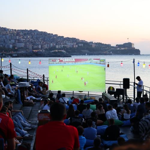 Millî Maç Coşkusunu Hemşehrilerimizle Birlikte Yaşadık!