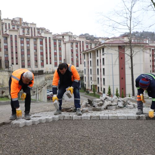 Fen İşleri Müdürlüğümüz Kent Genelinde Çalışmalarını Sürdürüyor