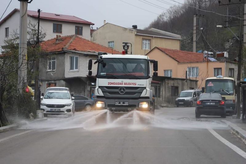 Cadde ve Sokaklarımızda Dezenfekte Çalışmalarımızı Sürdürüyoruz