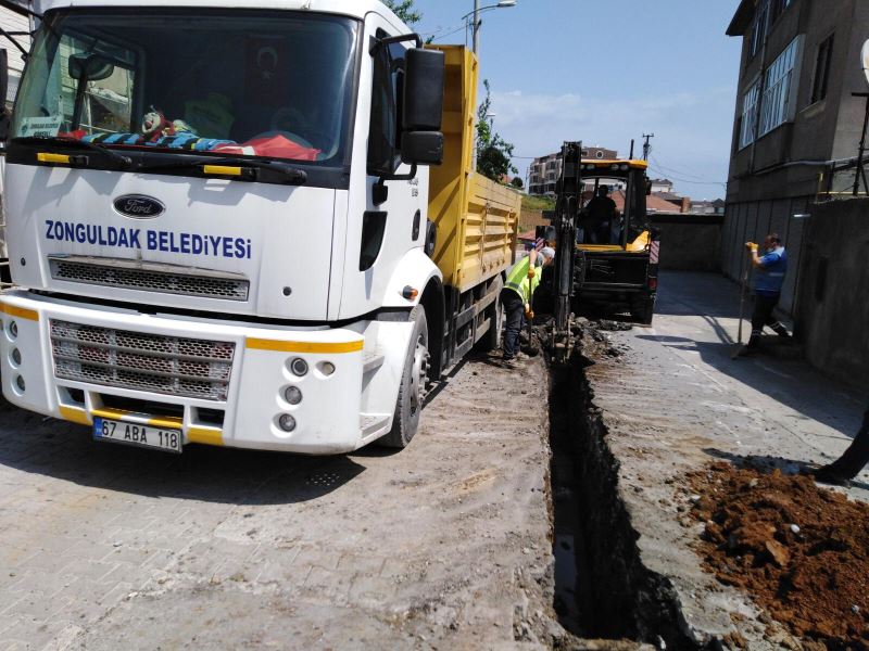 Su ve Kanalizasyon İşleri Müdürlüğümüz Altyapı Çalışmalarına Devam Ediyor