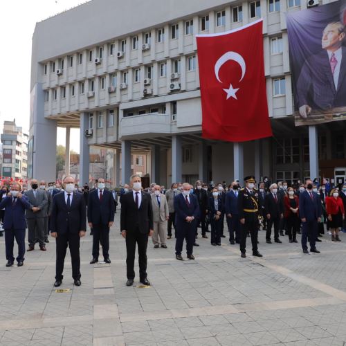 29 Ekim Cumhuriyet Bayramı Çelenk Koyma Töreni Düzenlendi