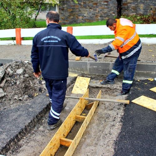 Ekiplerimiz Kötü Hava Koşullarına Rağmen Çalışmalarını Sürdürüyor