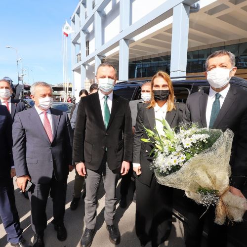 Milli Eğitim Bakanımız Sn.Ziya Selçuk'tan Belediyemize Ziyaret