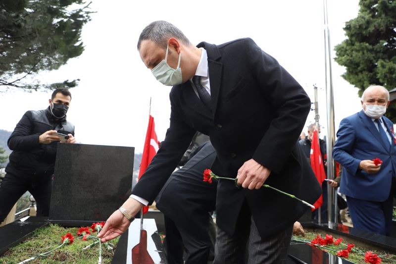 Başkanımız Dr.Ömer Selim ALAN'dan Şehitlik Ziyareti