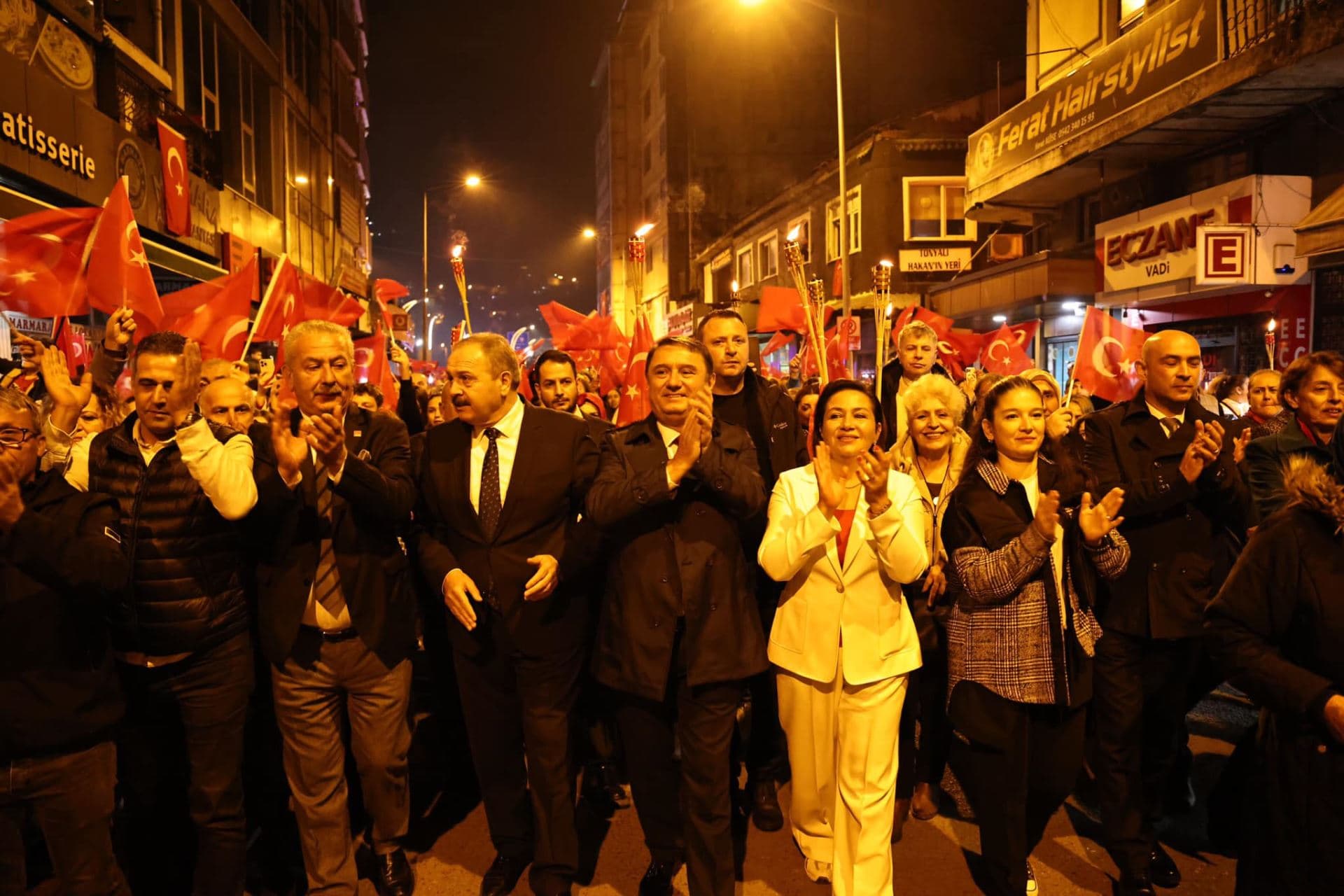Fener Alayı Yürüyüşümüzü Coşkuyla Gerçekleştirdik