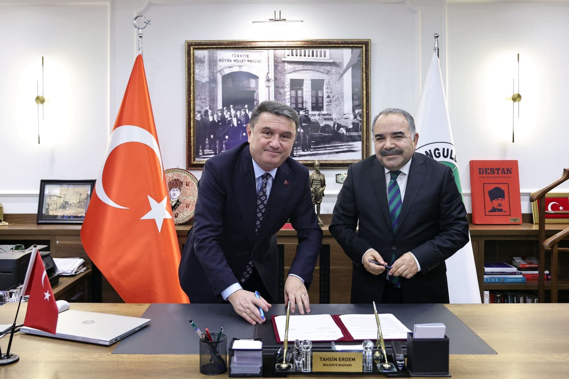 Belediyemiz ile Zonguldak İl Müftülüğü Arasında İş Birliği Protokolü İmzalandı